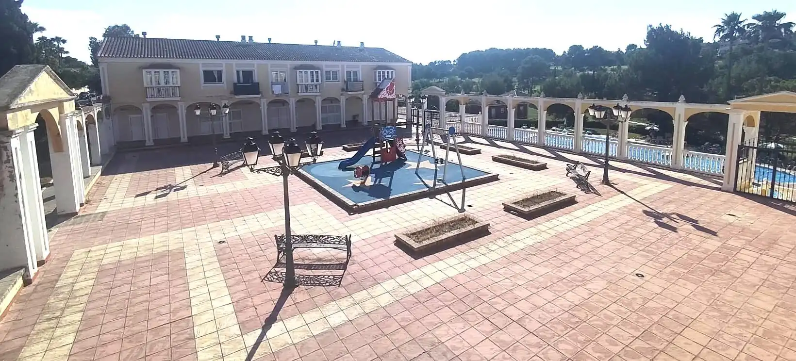 Terrassa de Pis en venda en Chiva amb Aire condicionat, Calefacció i Piscina comunitària