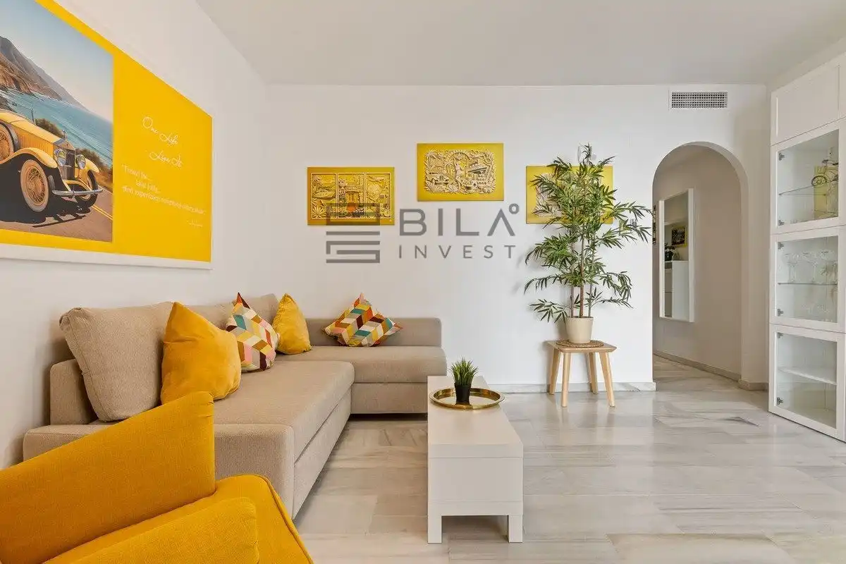 Sala d'estar de Pis en venda en Riviera del Sol