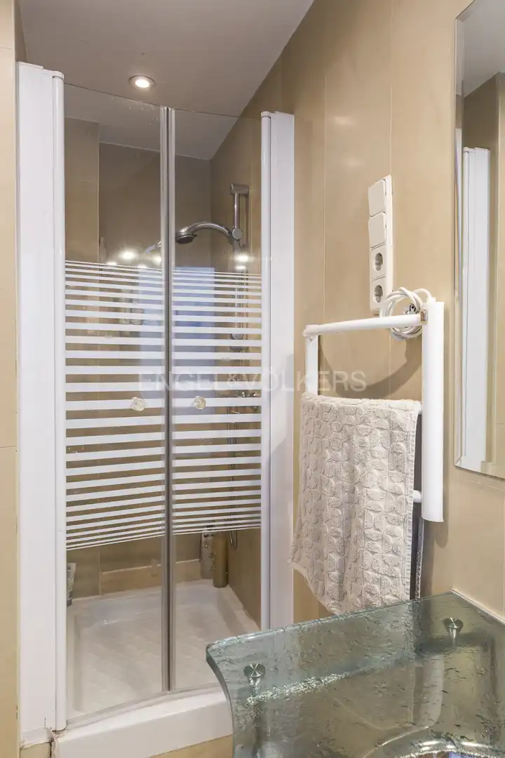 Bany de Apartament en venda en Madrid amb Aire condicionat i Calefacció