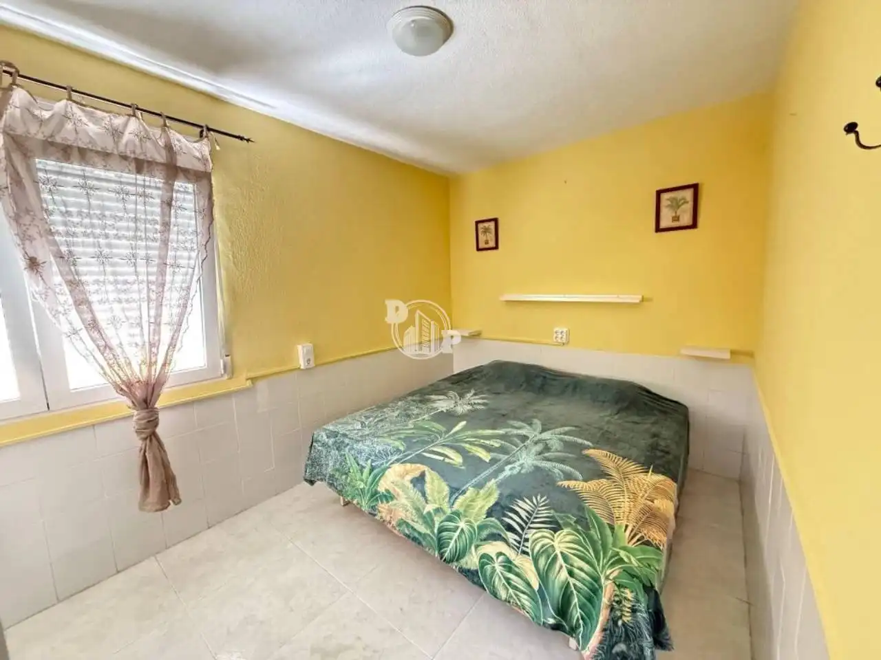 Dormitori de Casa o xalet en venda en Pilar de la Horadada amb Jardí privat, Piscina i Moblat