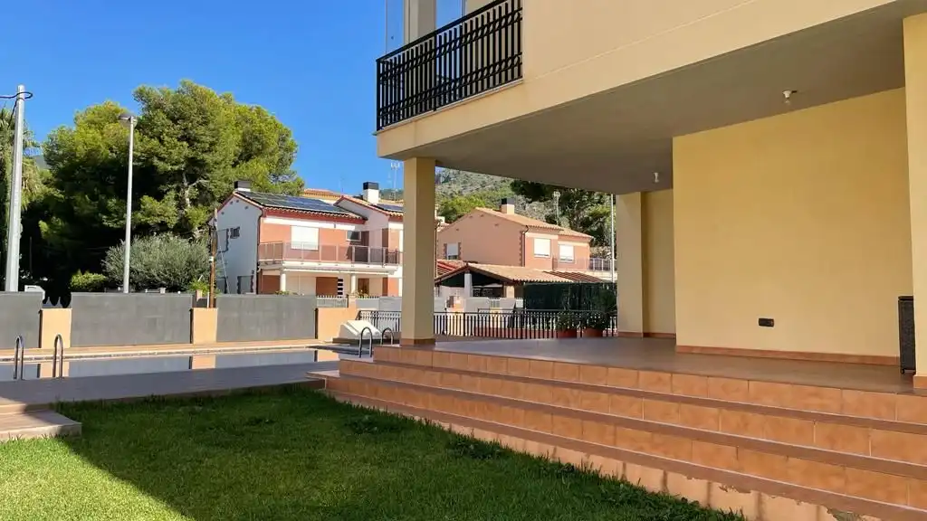 Casa amb piscina en venda a Montornés - Las Palmas - El Refugio, imagen 38