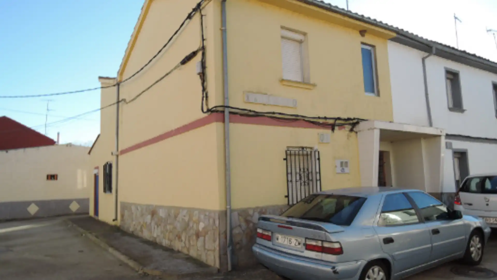 Vista exterior de Piso en venta en Santa Cristina de la Polvorosa