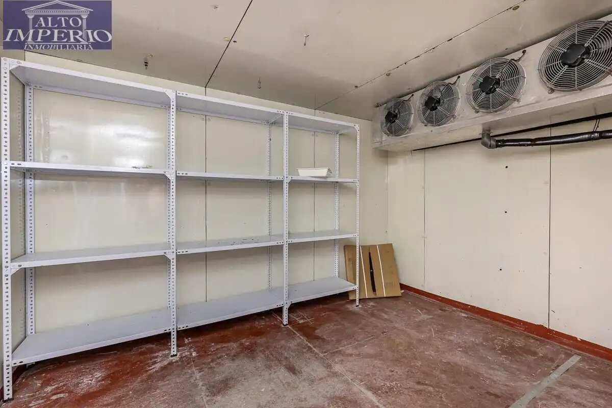 Local comercial en venda a Pinos Genil, imagen 27