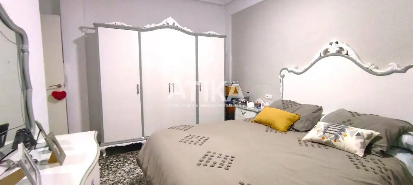Habitación de Piso en venta en Ontinyent con Calefacción y Balcón