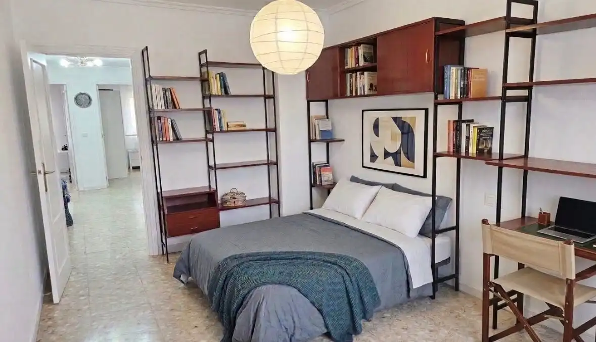 Schlafzimmer von Wohnung zur Miete in Salamanca mit Klimaanlage, Heizung und Terrasse