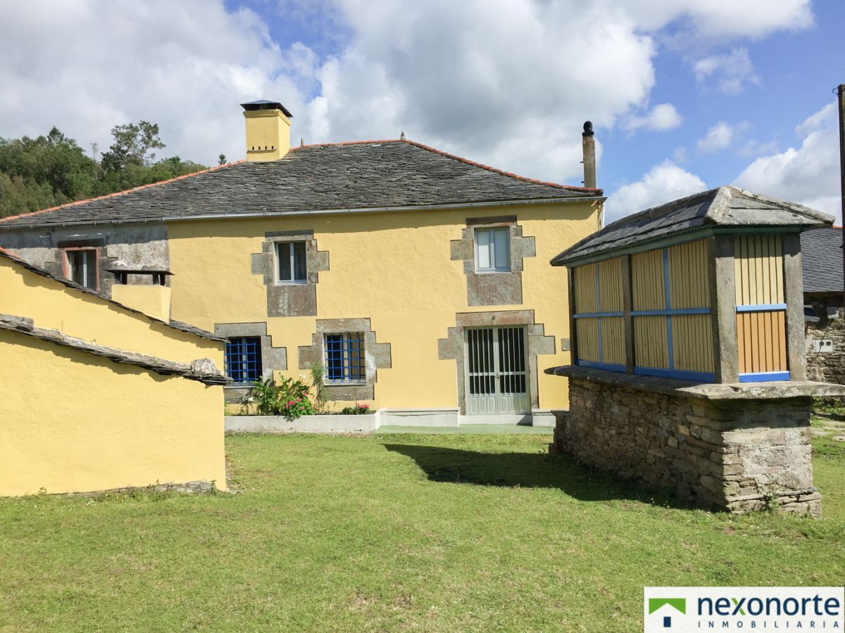 Country house for sale in Ourol