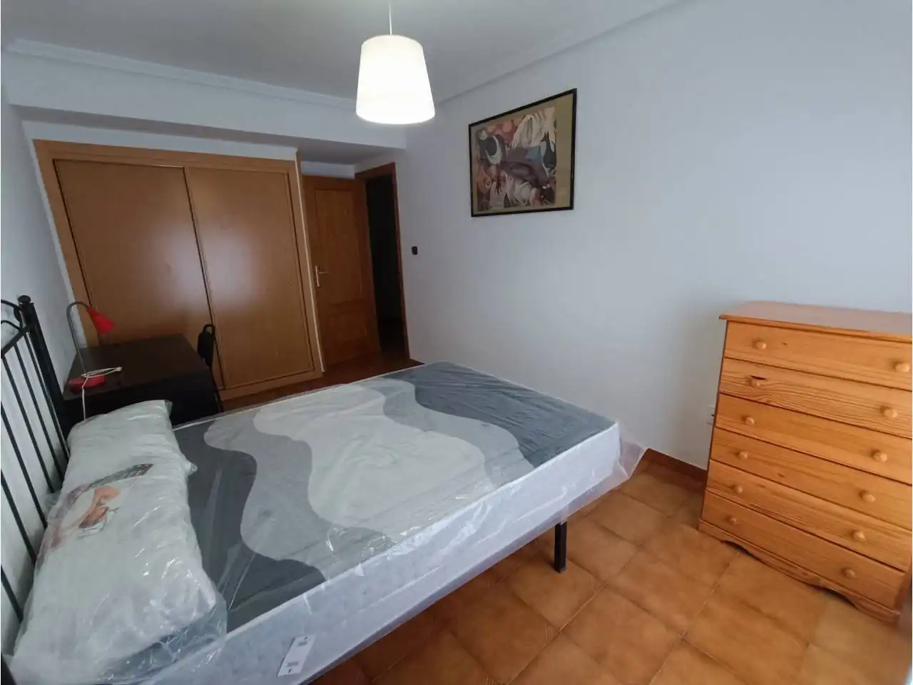 Habitación de Piso de alquiler en Fuenlabrada con Calefacción, Terraza y Amueblado