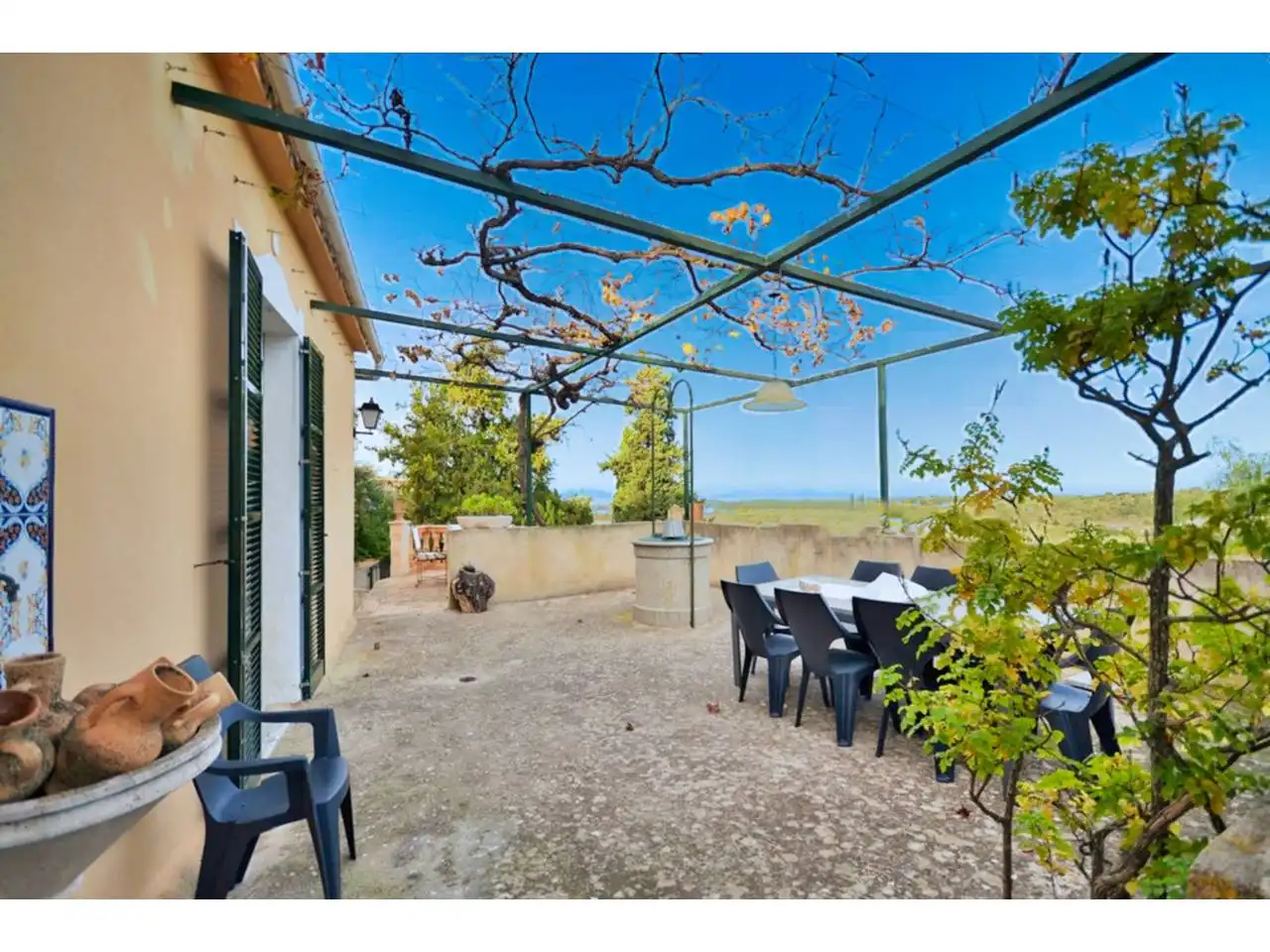 Casa con jardín en venta en Calle san  joan 71