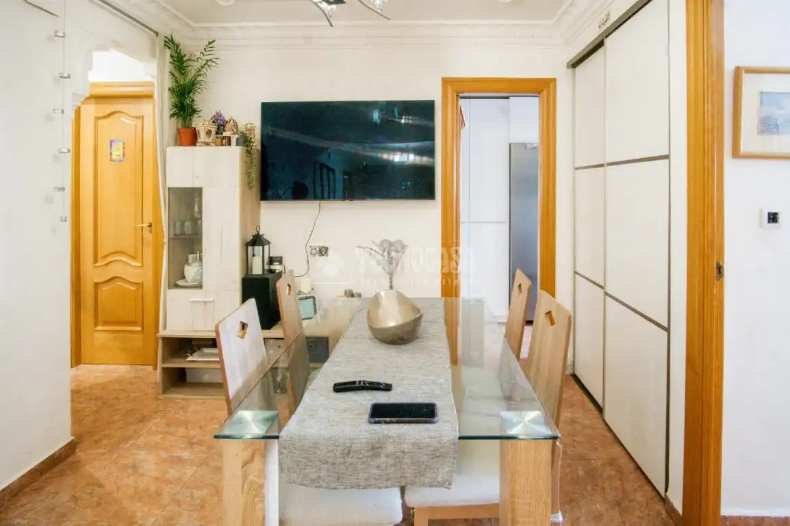 Dining room of Flat for sale in Granada