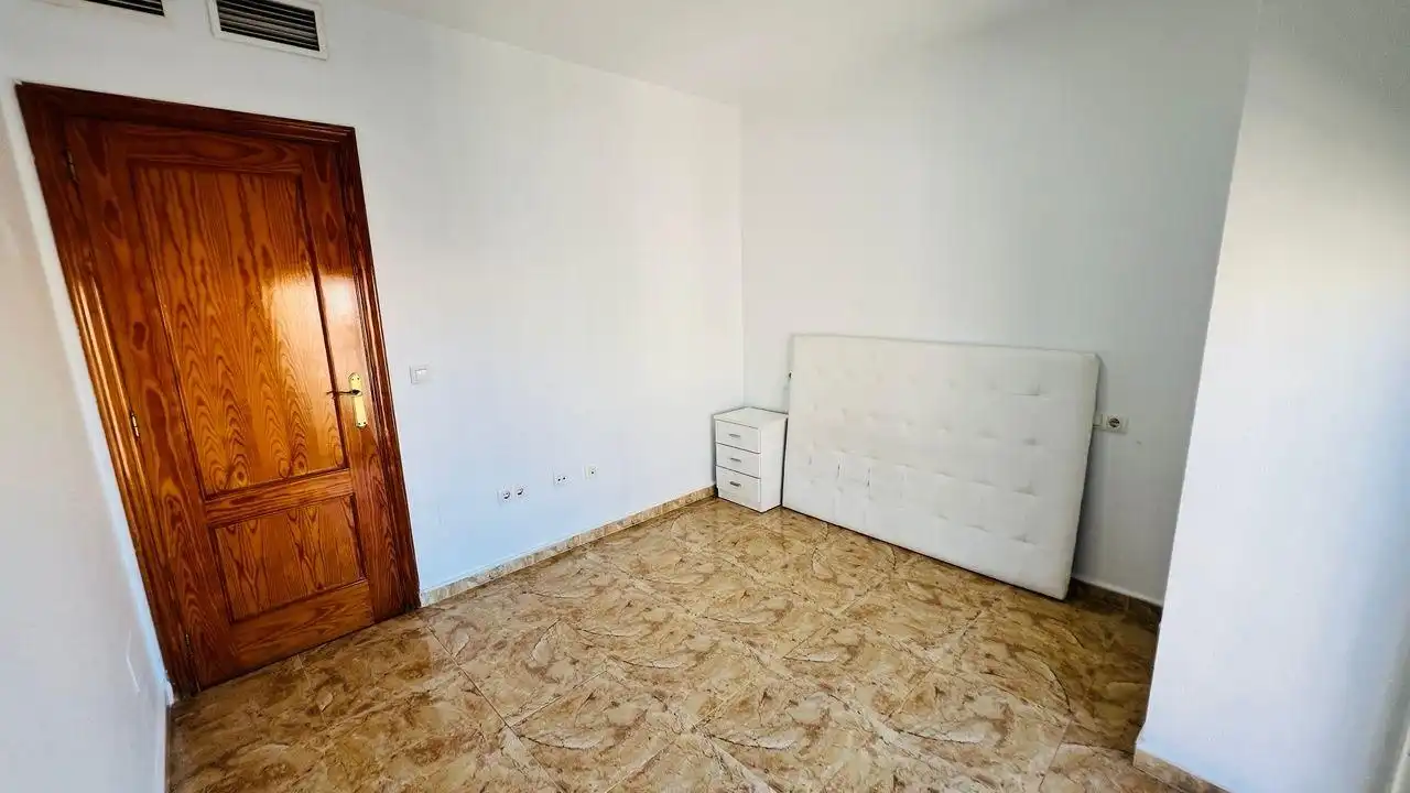 Penthouse with terrace for sale in Casco Antiguo, imagen 12