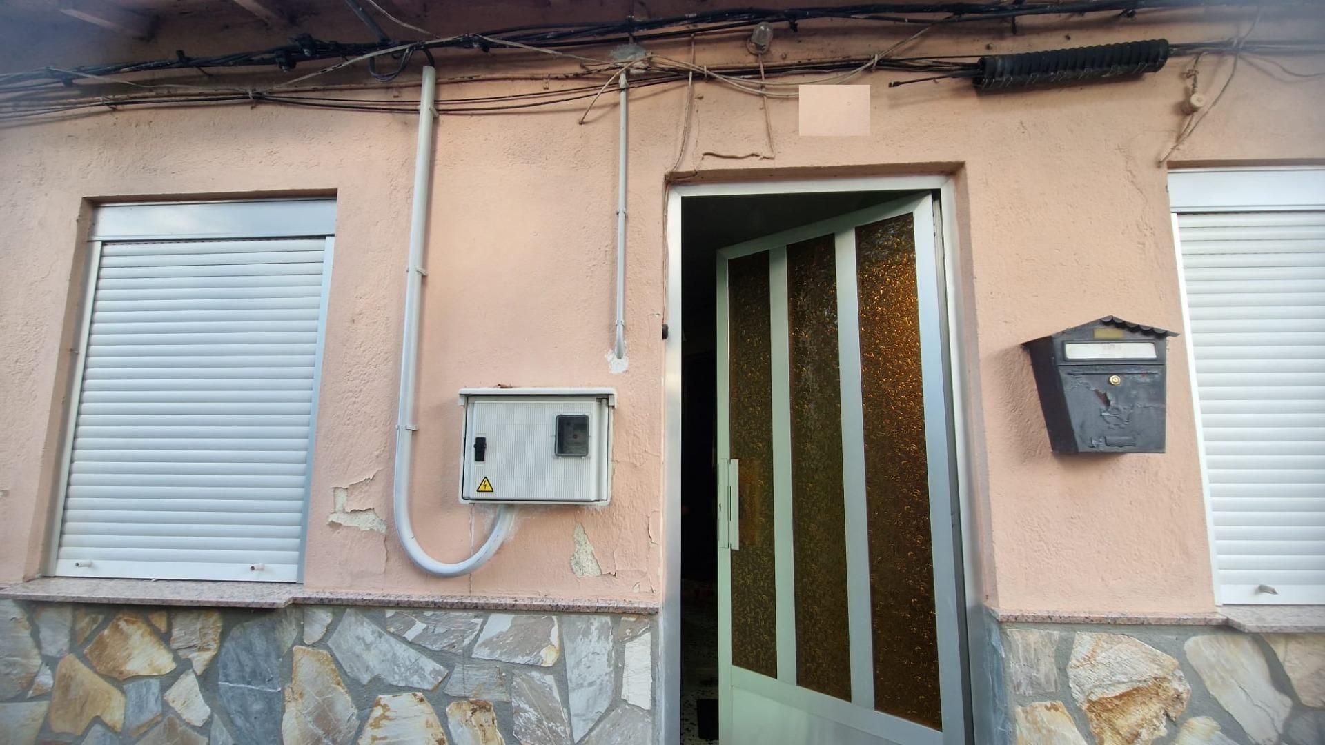 Exterior view of Country house for sale in Fabero  with Heating and Private garden