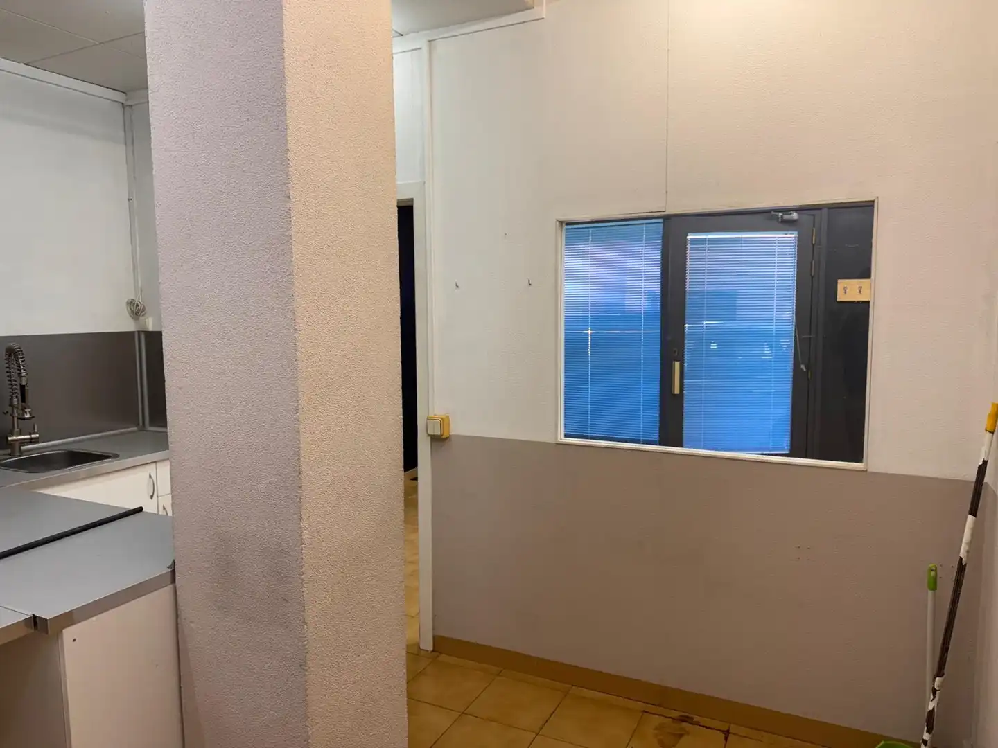 Business premises to rent in Olot, imagen 6