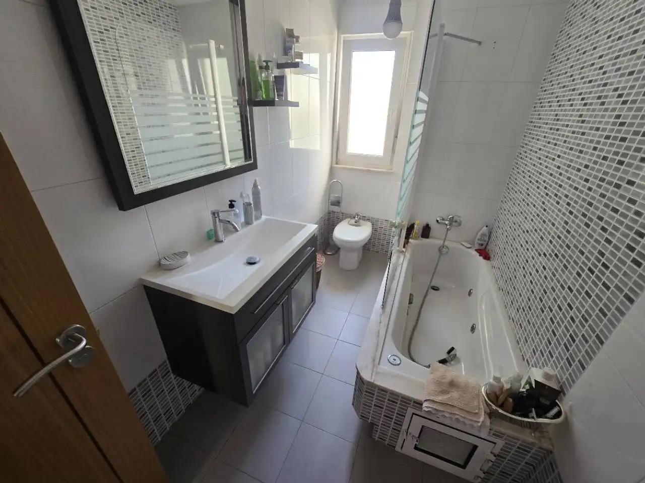 Baño de Piso en venta en Lugo con Calefacción, Trastero y Alarma