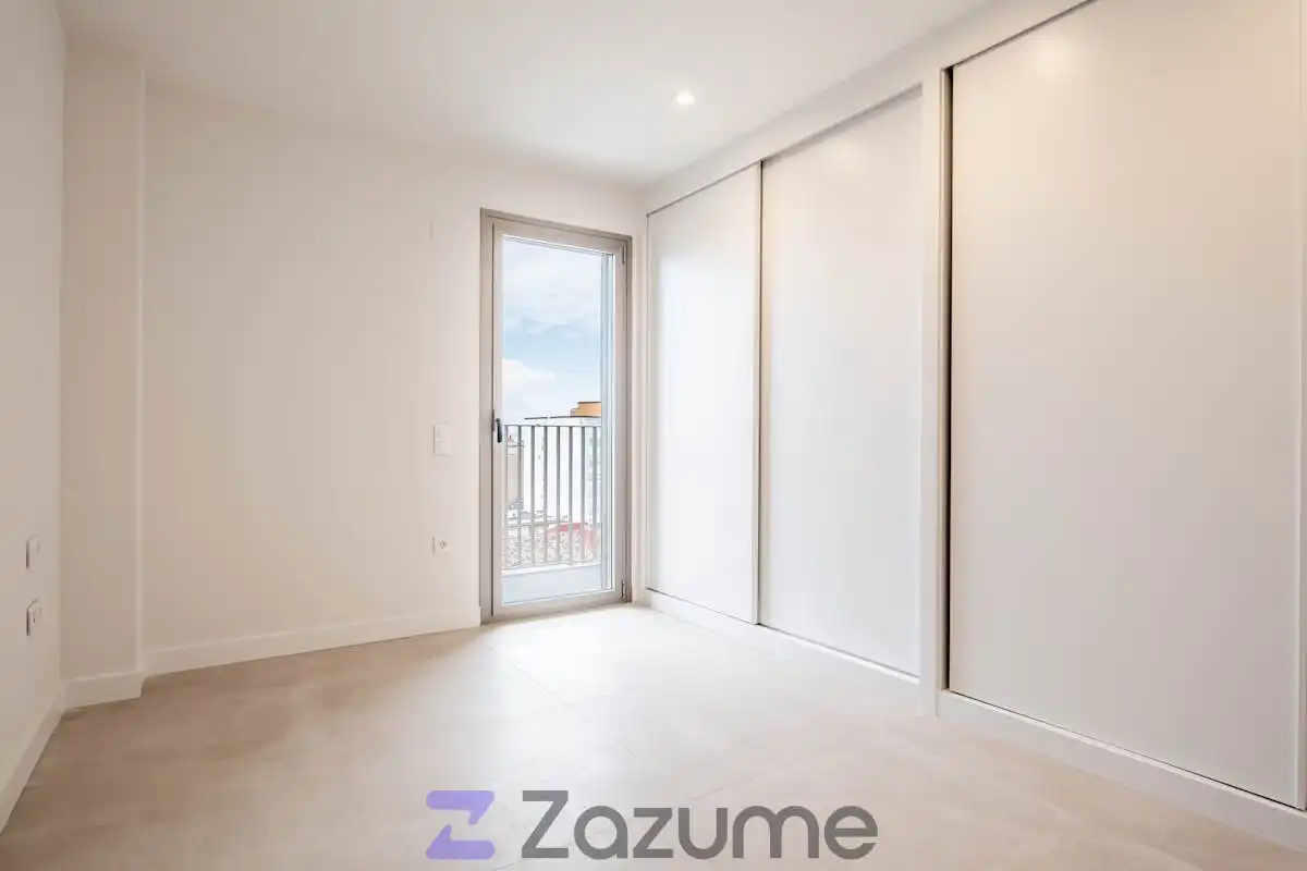 Schlafzimmer von Wohnung zur Miete in Zaragoza mit Klimaanlage, Heizung und Terrasse