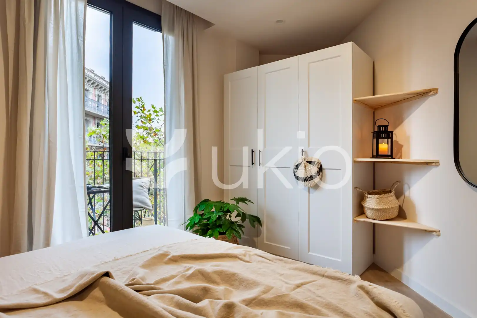 Apartment with terrace to rent in Carrer de València, imagen 16