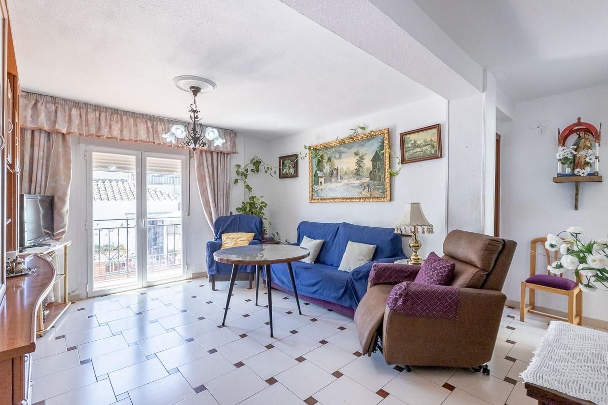 Sala de estar de Piso en venta en  Granada Capital con Aire acondicionado y Balcón