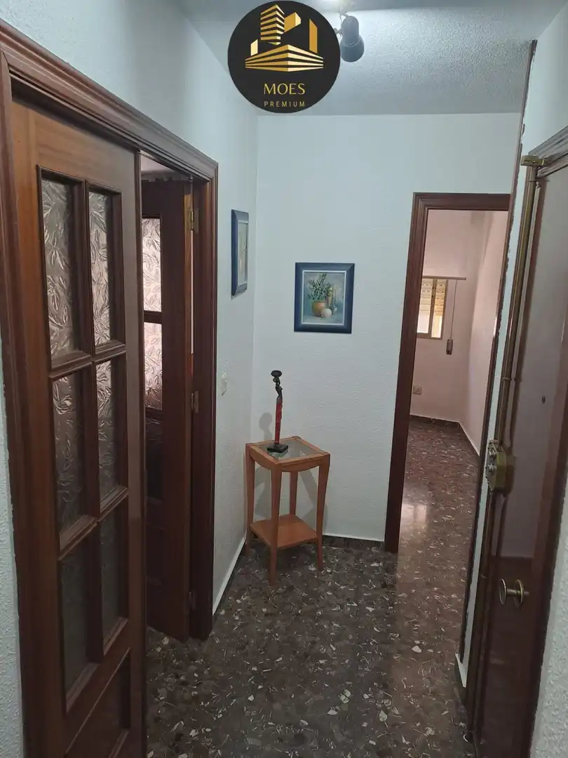 Piso de alquiler en Jaén con Aire acondicionado, Calefacción y Balcón