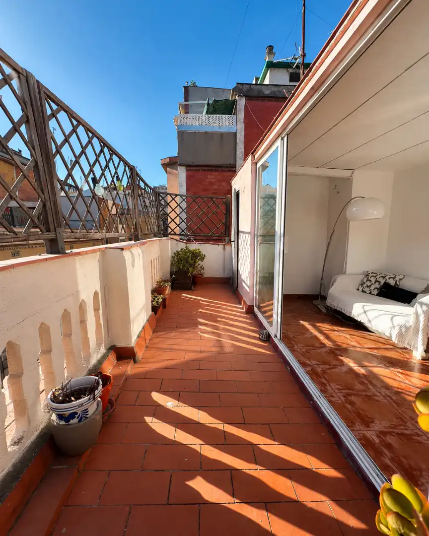 Appartamento con terrazza in vendita a Carrer de Ventalló 24, imagen 3