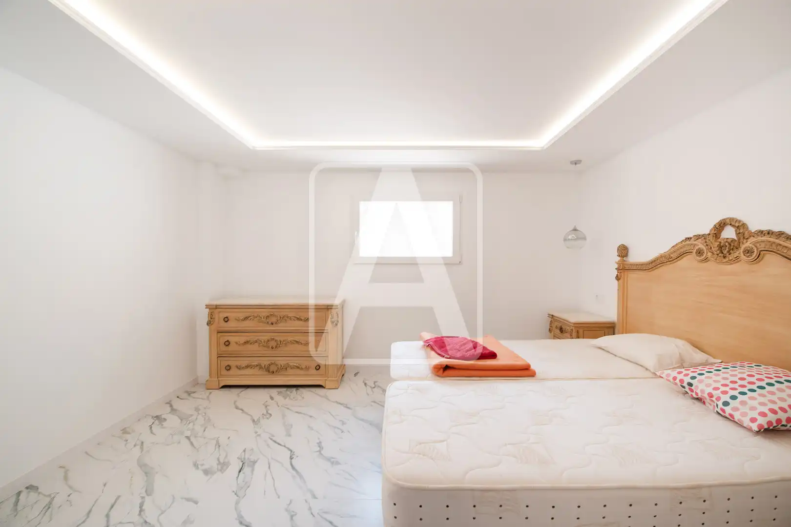 Chalet con piscina en venta en Marisol Park - Ortembach - Los Almendros, imagen 23
