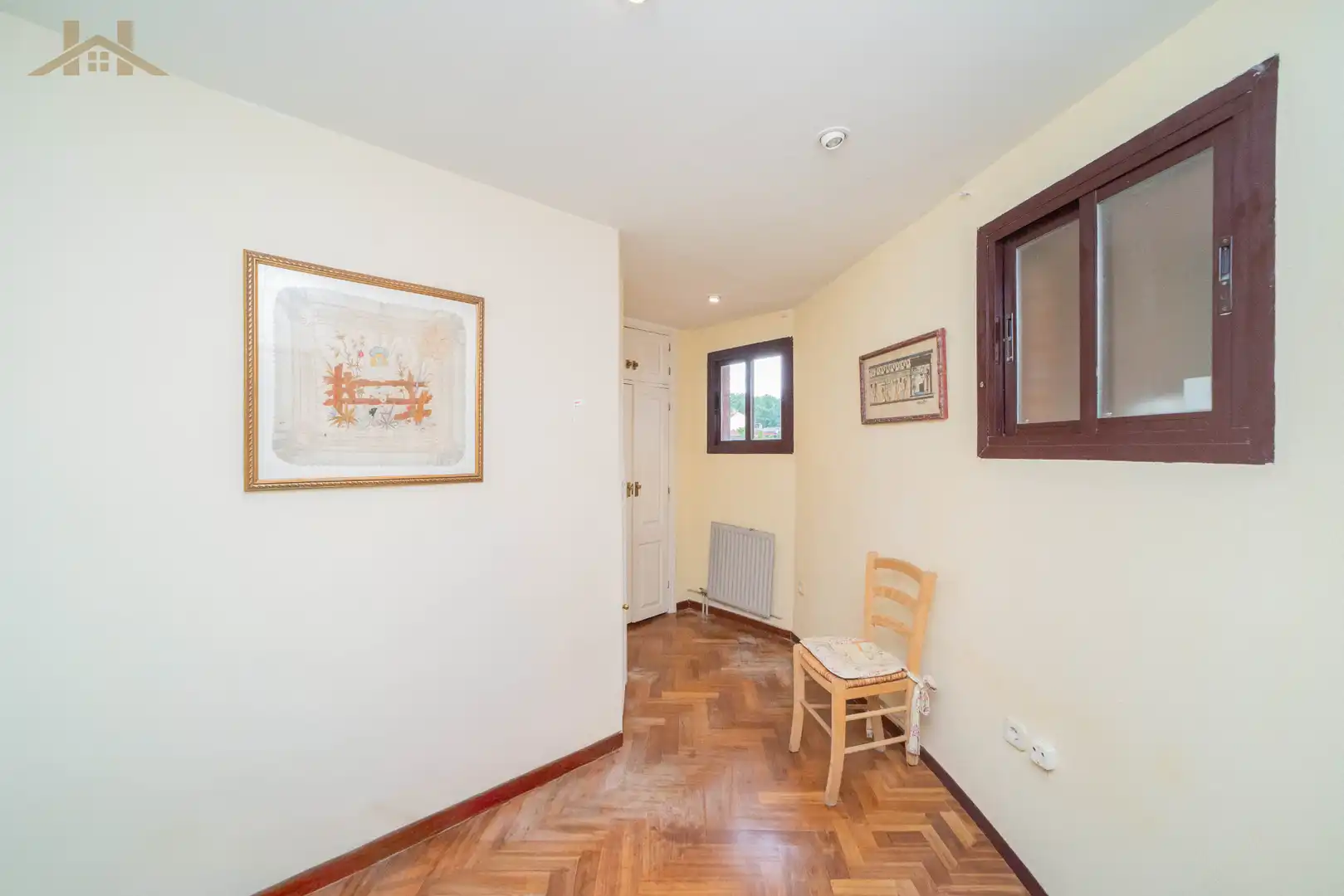 Duplexes for sale in Madrid  with Air Conditioner, Heating and Storage room