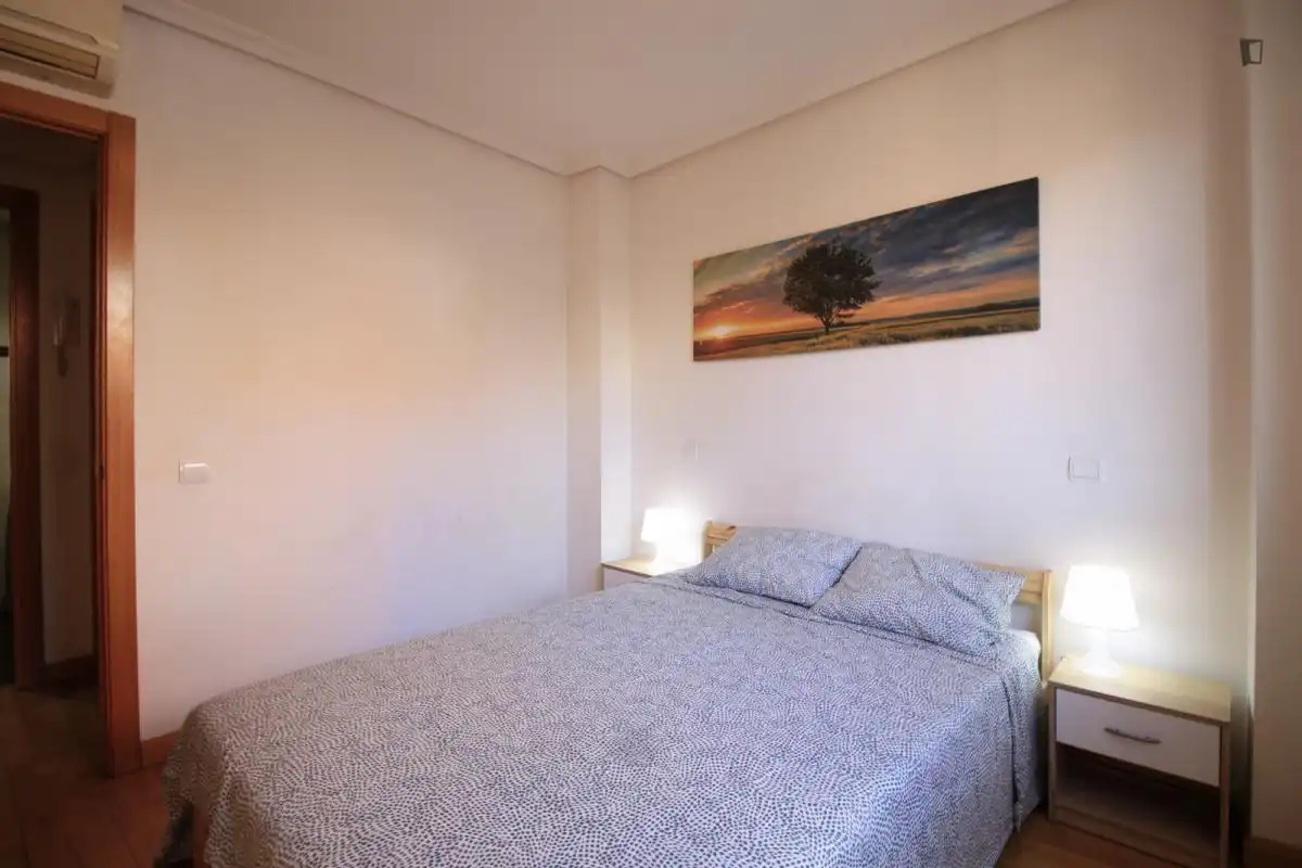 Apartamento de alquiler en Valdeacederas