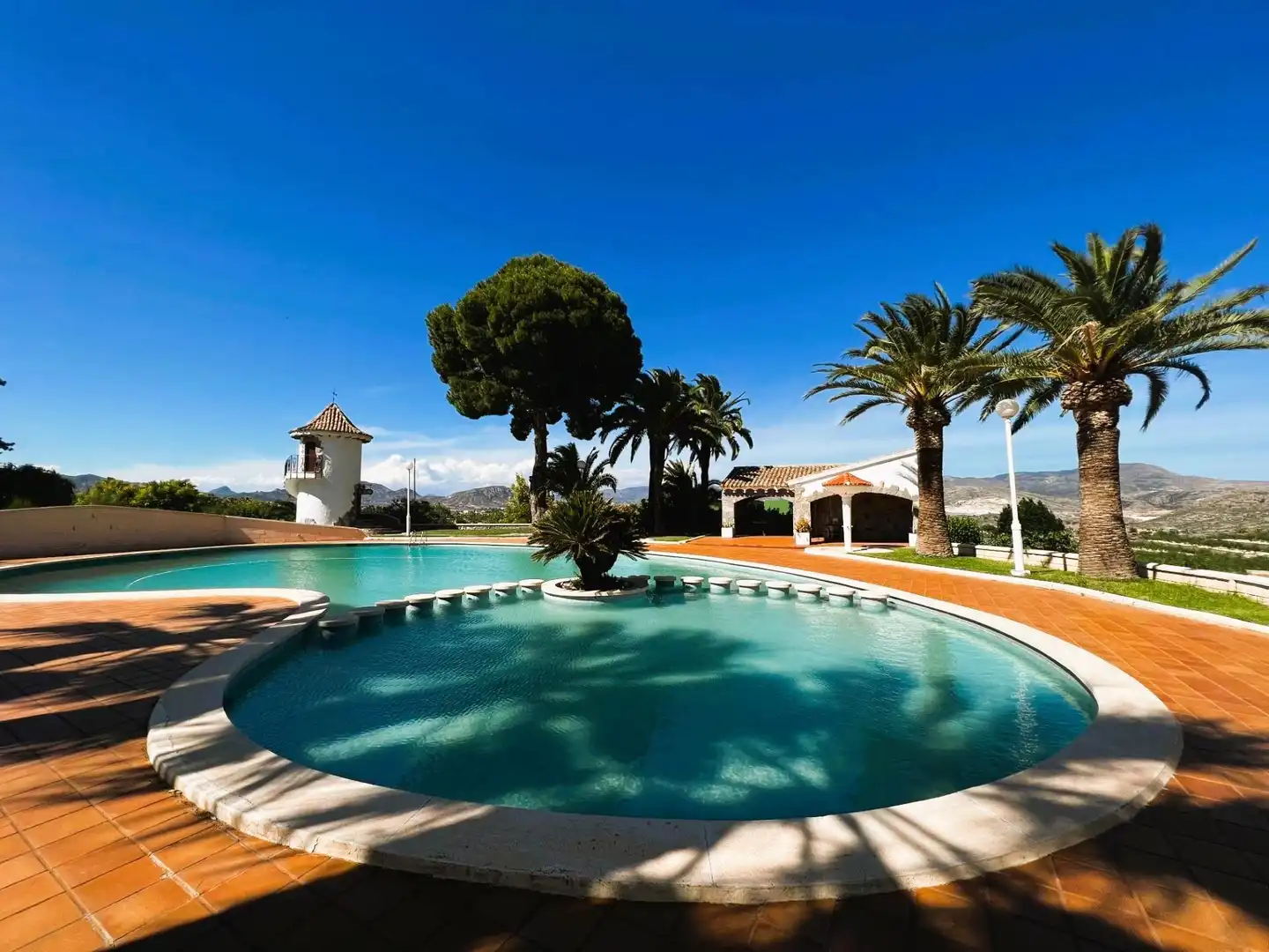 Swimming pool of Country homes for sale in Monóvar  / Monòver  with Air Conditioner, Private garden and Terrace