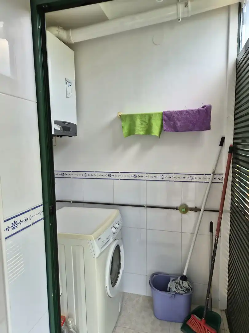 Bathroom of Flat for sale in Brión  with Heating, Private garden and Storage room