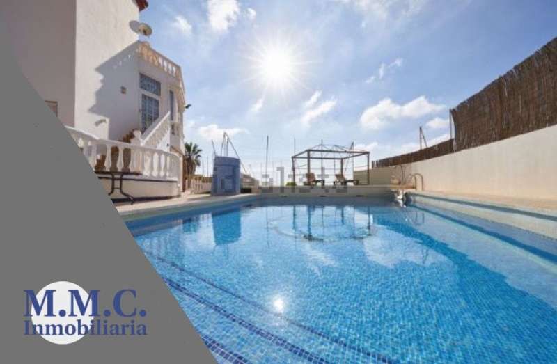 Piscina de Casa o xalet en venda en Roquetas de Mar amb Aire condicionat, Calefacció i Jardí privat