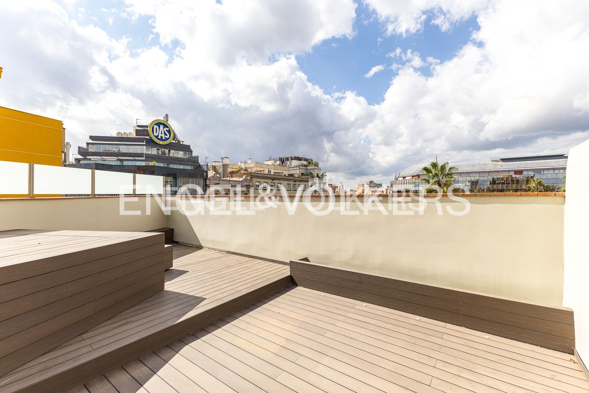 Terrasse von Dachboden zum Verkauf in  Barcelona Capital mit Klimaanlage, Heizung und Parkett