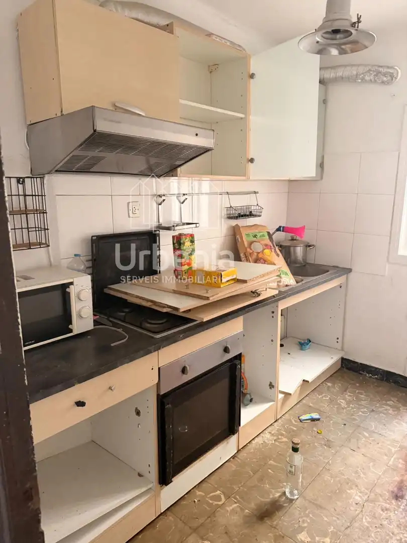 Küche von Dachboden zum Verkauf in Mataró mit Terrasse