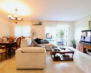 Living room of House or chalet for sale in Alicante / Alacant  with Air Conditioner, Heating and Parquet flooring