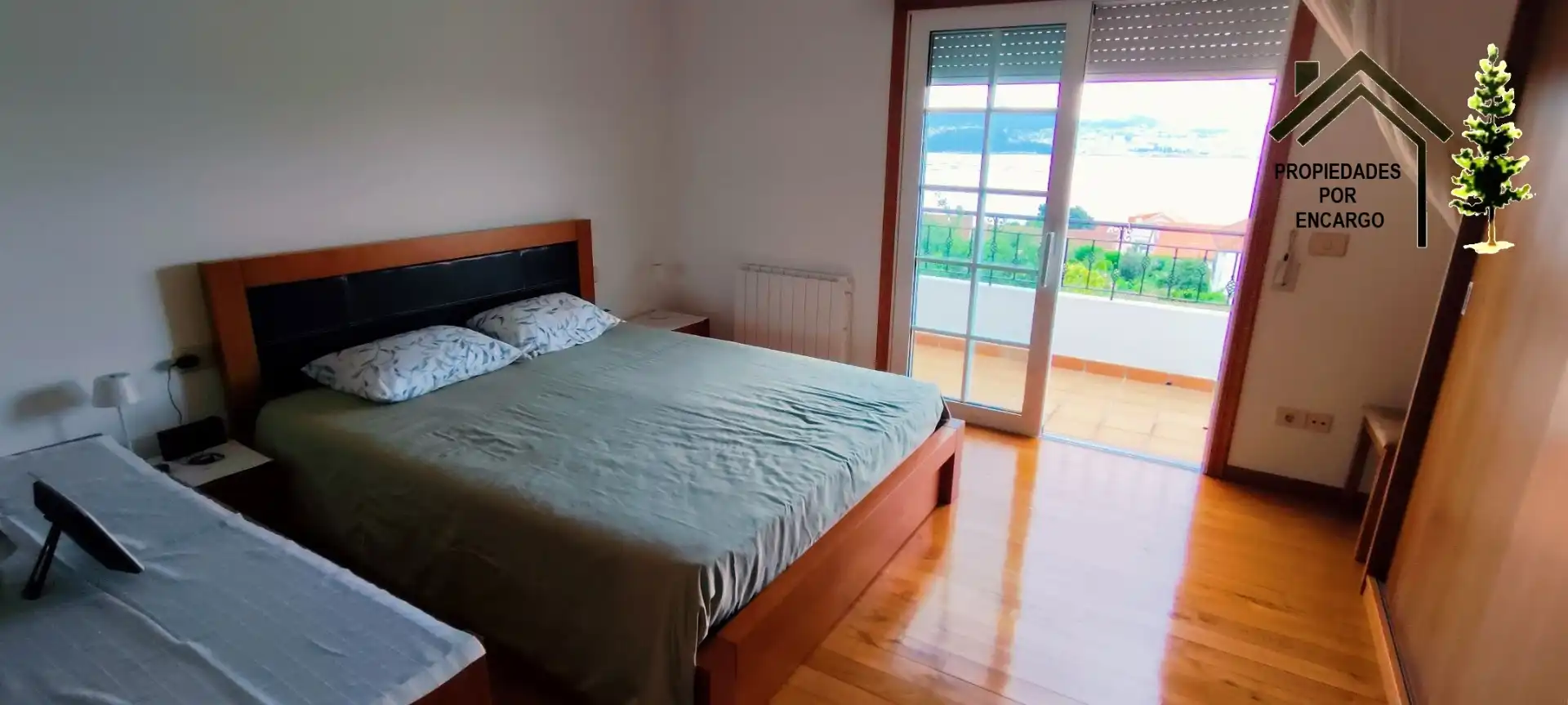Dormitori de Casa o xalet en venda en Moaña amb Calefacció, Jardí privat i Terrassa