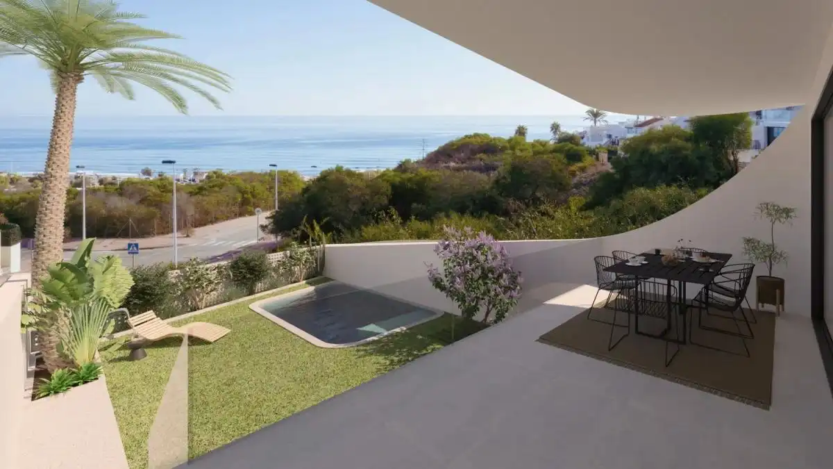Terrasse von Wohnung zum Verkauf in Torrevieja mit Privatgarten, Terrasse und Schwimmbad