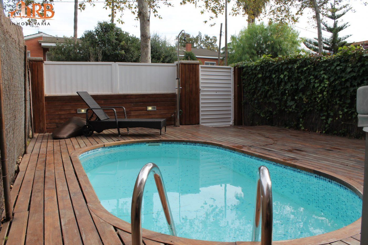 Piscina de Casa adosada de lloguer en Castelldefels amb Aire condicionat, Calefacció i Piscina