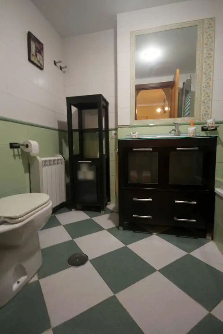 Baño de Piso en venta en Badajoz con Aire acondicionado y Calefacción