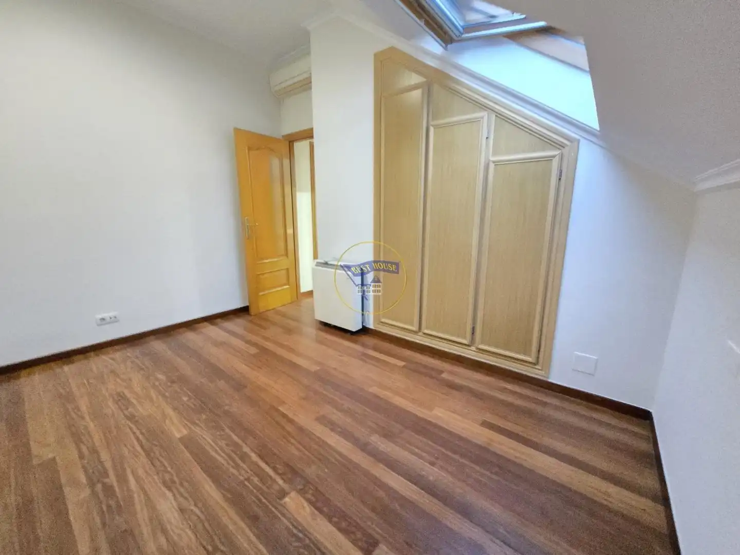 Ático en venta en Vigo  con Aire acondicionado, Calefacción y Parquet