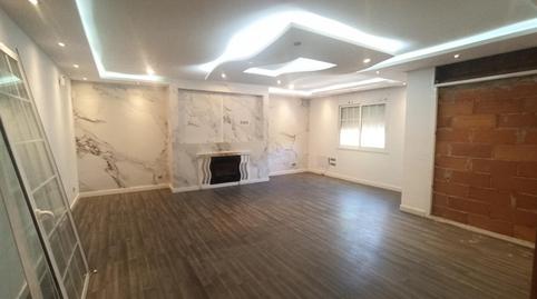 Foto 3 de Casa adosada en venda a De Pau Gargallo, 10, Migjorn, Reus