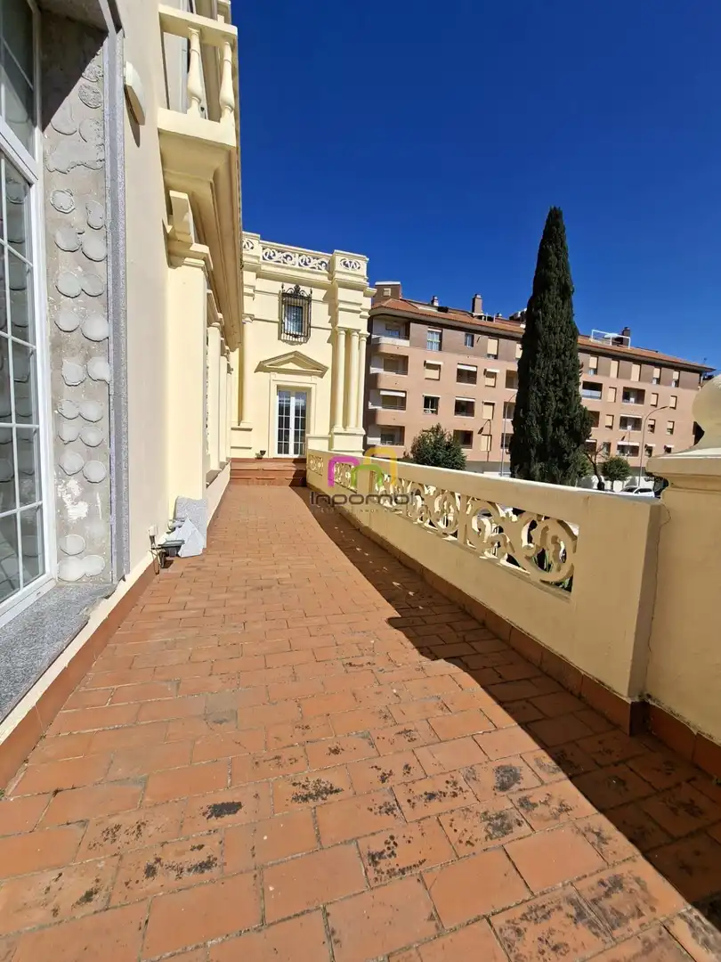 Office space with lift to rent in Pardaleras, imagen 2