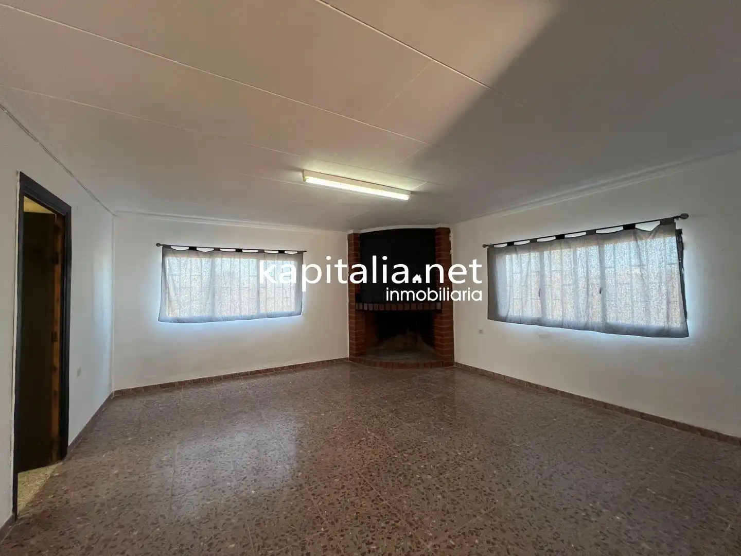 Sala d'estar de Casa o xalet en venda en Ontinyent amb Traster i Piscina