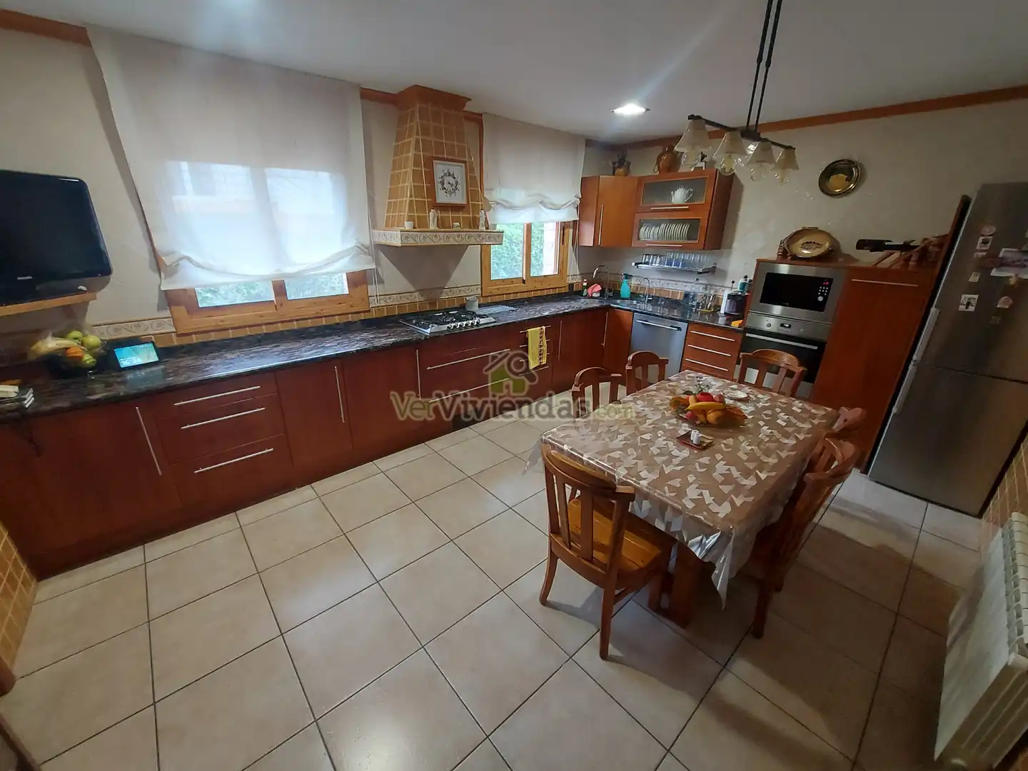 Cuina de Casa o xalet en venda en Vallirana amb Aire condicionat, Calefacció i Jardí privat