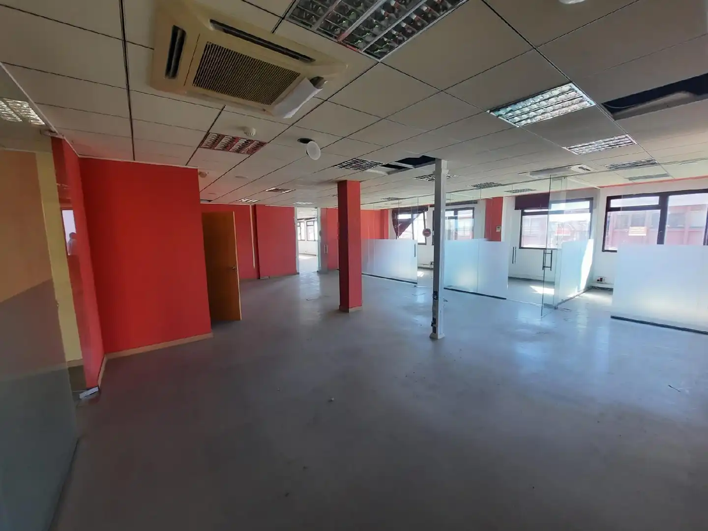 Local comercial en venta en Alisal - San Román, imagen 3