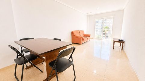 Foto 5 de Piso en venta en Crevillent, Alicante