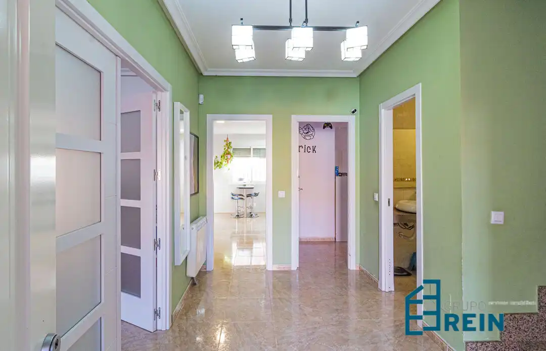 Villa con terrazza in vendita a Calle Juan XXIII 42, imagen 4