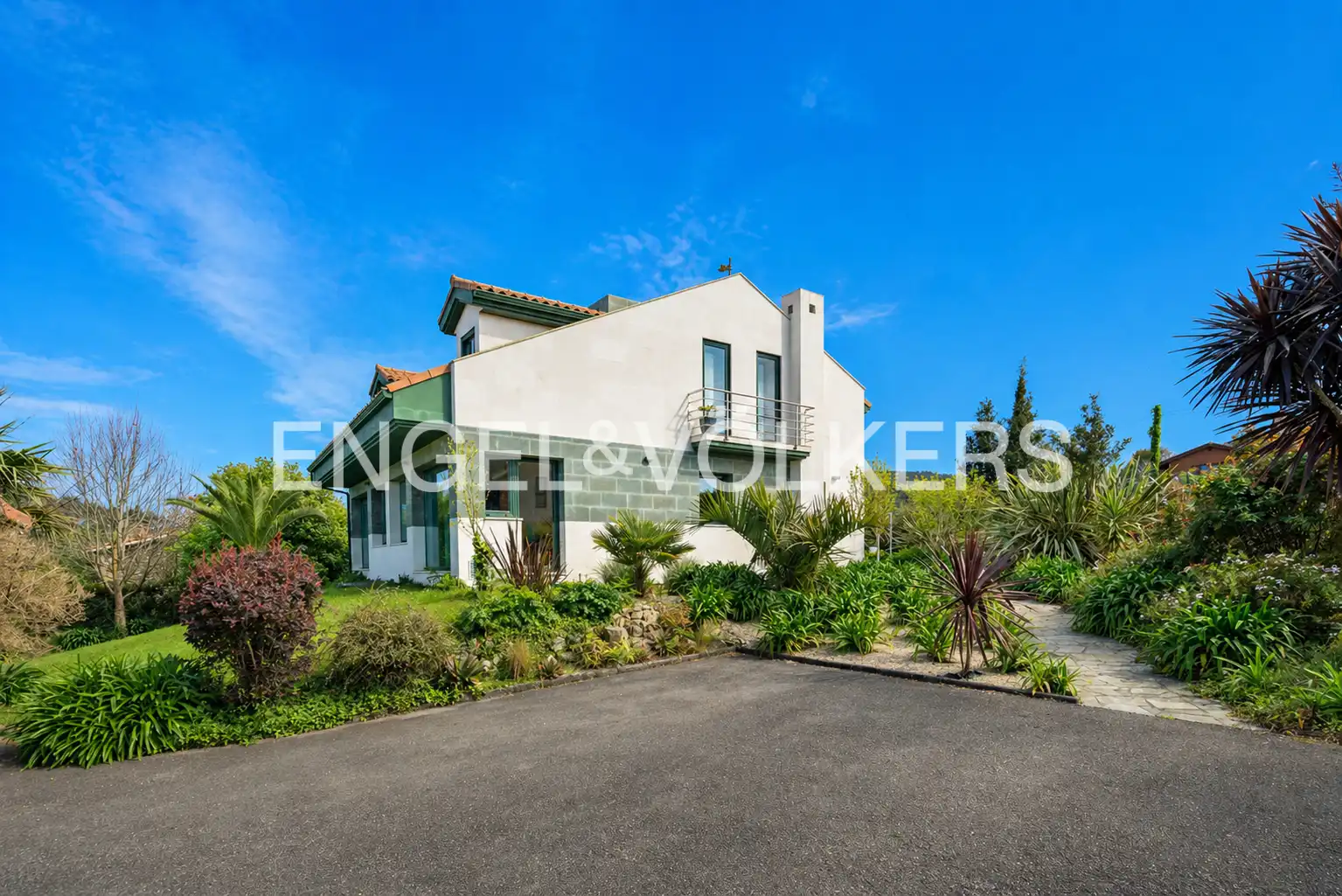 Exterior view of Houses for sale in Cudillero  with Heating, Private garden and Terrace