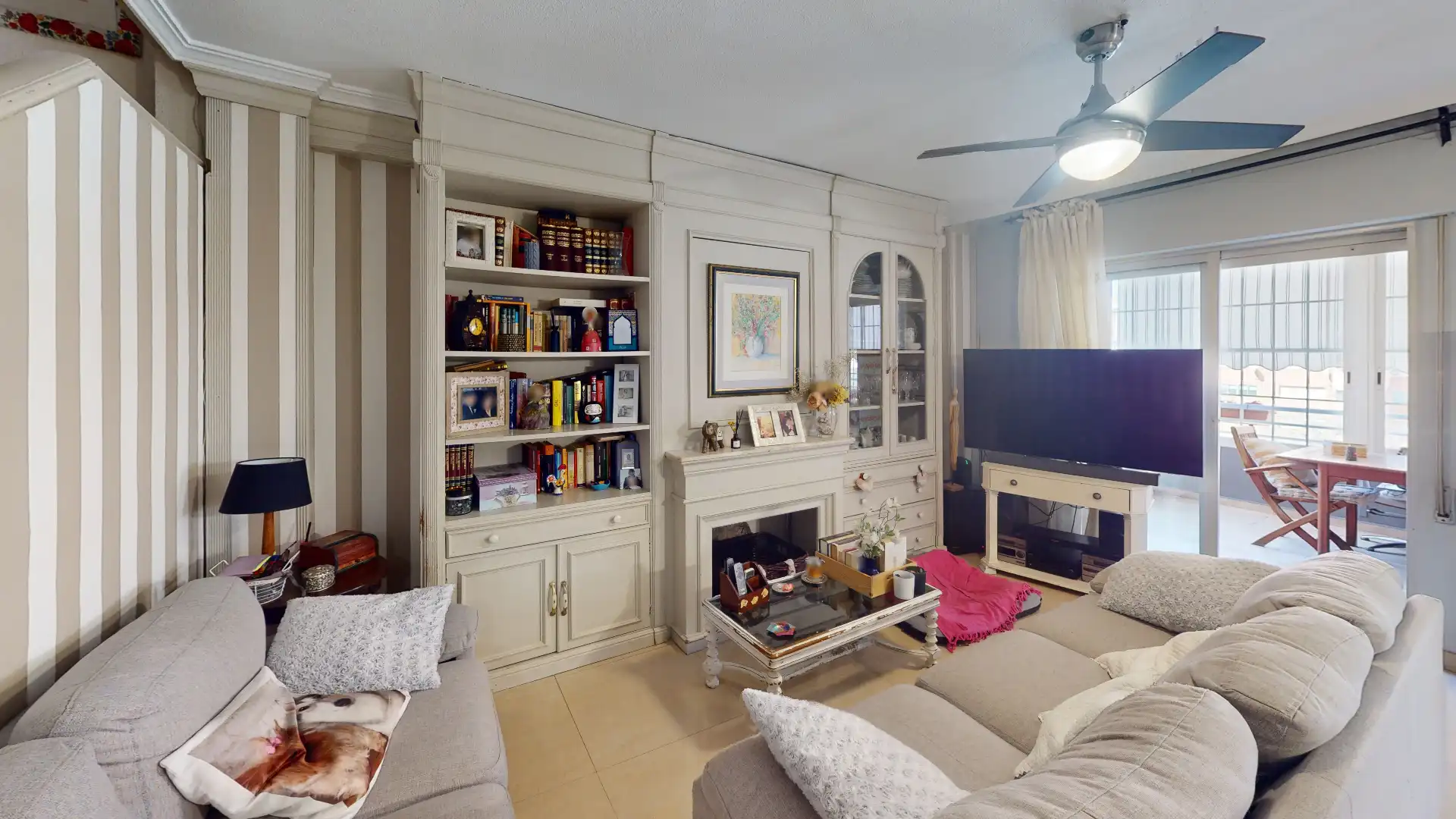 Wohnzimmer von Maisonette zum Verkauf in Alicante / Alacant mit Klimaanlage, Terrasse und Abstellraum
