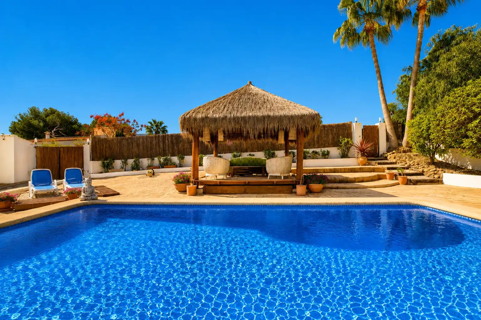 Piscina de Casa o xalet en venda en Jávea / Xàbia amb Jardí privat