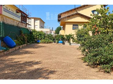 Wohnbaugrundstück zum Verkauf in Calle JOAN MIRO 17