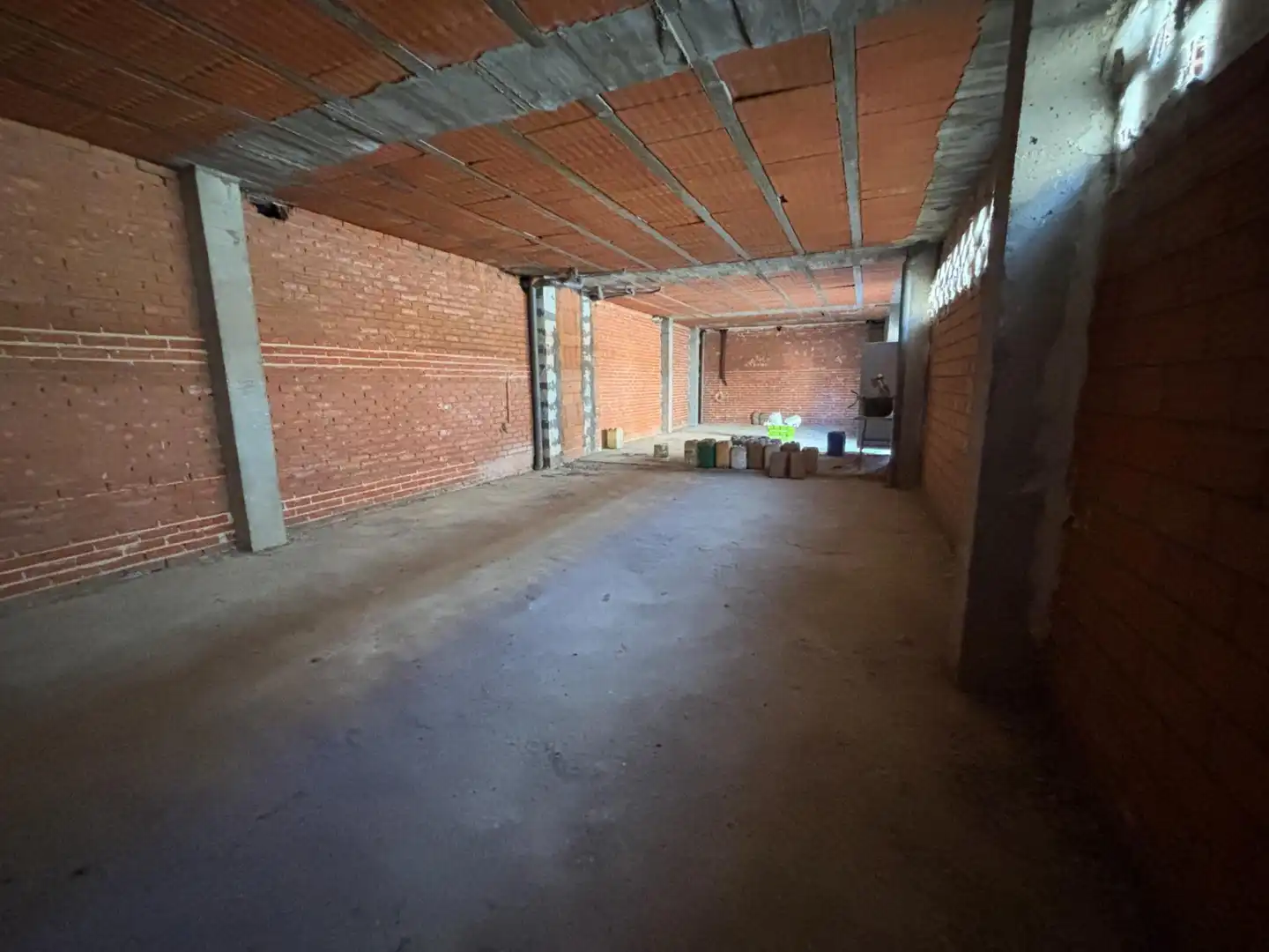 Local comercial en venda a Calle de Cauce 6