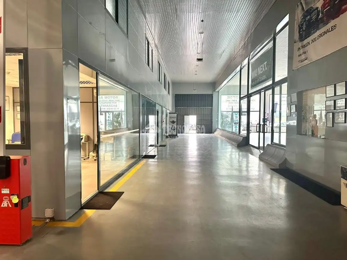 Local comercial en venta en Zona de la Vega, imagen 21