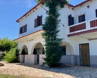 Vista exterior de Finca rústica en venda en Mont-roig del Camp amb Terrassa, Piscina i Balcó